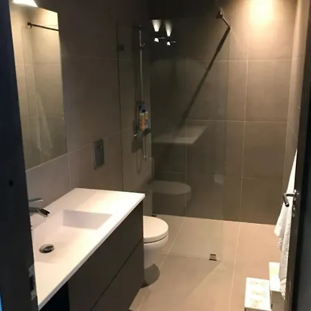 Modern Cabin בית נופש